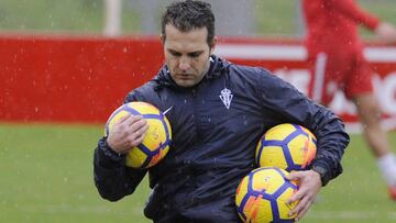 09/01/2018 ENTRENAMIENTO SPORTING DE GIJON
BARAJA CON CUATRO BALONES