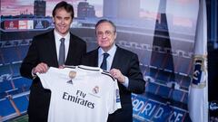 FILE - Julen Lopetegui Sacked As Real Madrid hManager After Just Over Four Months In Charge MADRID, SPAIN - JUNE 14:  (L-R) Real Madrid head coach Julen Lopetegui and President of Real Madrid Florentino Perez attend a press conference at Estadio Santiago 