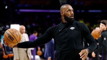 Video: Así fue la ovación del regreso de LeBron James con Lakers