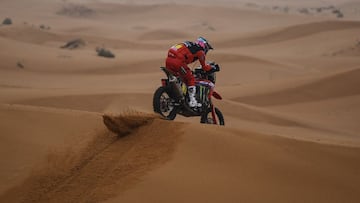 Quintanilla se aleja en el Dakar