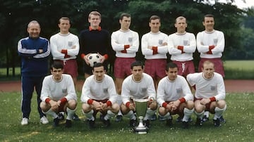 El legendario delantero alemán, Gerd Müller, falleció este domingo a los 75 años. Brilló en Bayern Múnich y se convirtió en el máximo goleador de la historia de la Bundesliga. Con su Selección ganó el Mundial de 1974.