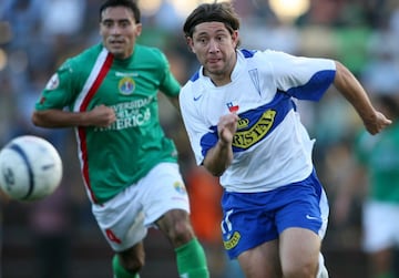 El delantero formado en Colo Colo jugó en dos períodos en el Monumental, además disputó las temporadas 2005 y 2006 en Universidad Católica.