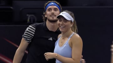 23/12/23 TENIS FEMENINO
ABU DABI WORLD TENNIS LEAGUE
PAULA BADOSA Y TSITSIPAS