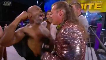 Tyson pierde la cabeza y monta una pelea multitudinaria