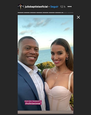 Julio Baptista y su pareja, Silvia Nistal, estuvieron presentes.