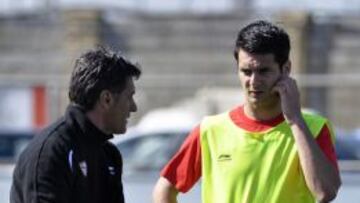 Spahic, recuperado, trabajó con el grupo y estará para la Copa