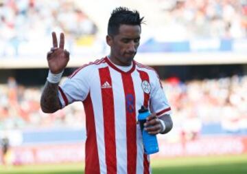 El paraguayo Lucas Barrios fue uno de los goleadores de la primera fase. 