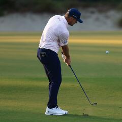 DeChambeau’s salty golf balls: Why does Bryson put his Pro V1s in salt water?