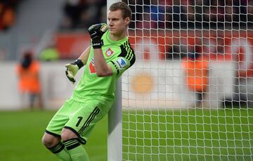 Titular indiscutible en el Bayer Leverkusen e internacional con la absoluta de Alemania. Lleg車 a Leverkusen en 2011 procedente del Stuttgart y no tard車 en hacerse con la titularidad. Est芍 llamado a ser el futuro portero de Alemania, junto a Ter Stegen, cuando no est谷 Neuer.