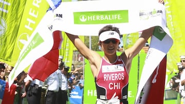 11 Enero, Pucón - Chile. Competencia Herbalife Ironman 70.3 Pucón 2015 que se desarrollo en la ciudad turistica de la región de la Araucania con los alrededores del volcán y lago Villarrica.
Fotografía: Sebastian Miranda