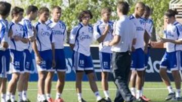 <b>CON TESÓN. </b>Los concursantes se entrenan cada día con dureza.