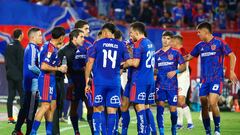 Rectora de la Universidad de Chile emplaza a Azul Azul y dice esto sobre quitar el nombre al club