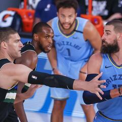 Los Grizzlies cumplen sobre la bocina y estarán en el play-in