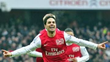 Arteta celebra un gol con el Arsenal.