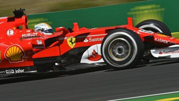 Vettel con el Ferrari en Hungría.