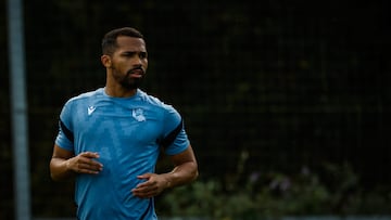 Yangel Herrera trabaja con el grupo en Zubieta (Foto: Real Sociedad)