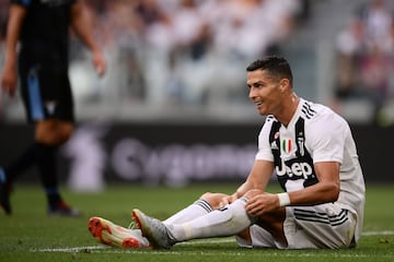 Cristiano Ronaldo makes his debut at the Juventus Stadium