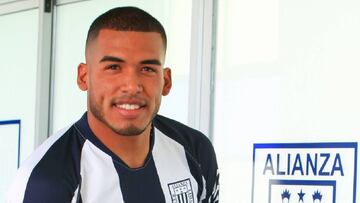 Oficial: Alianza Lima ficha a Steven Rivadeneyra