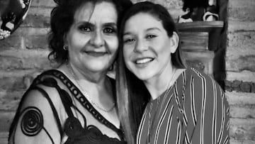 Norma Palafox y su madre