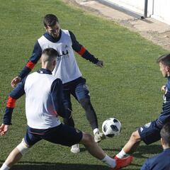 Marcelino mira a la enfermería: Garay y Kondogbia son duda