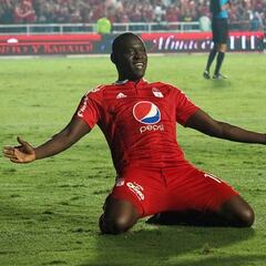 América sigue segundo a tres fechas de los cuadrangulares