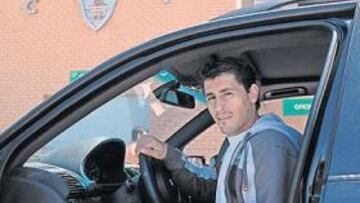 <b>EFECTIVIDAD. </b>Roberto Peragón, ayer, tras el entrenamiento de su equipo.