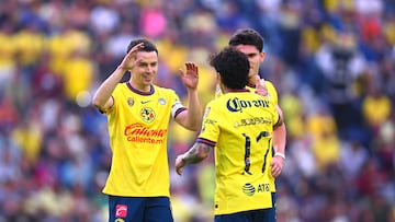 Alvaro Fidalgo celebrate this goal 4-0 with Alejandro Zendejas of America during the 17th round match between America and Mazatlan FC as part of the Liga BBVA MX, Torneo Clausura 2025 at Ciudad de los Deportes Stadium, on April 19, 2025 in Mexico City, Mexico.