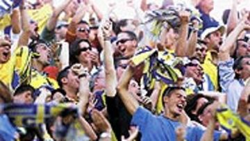 <b>AMARILLO Y AZUL</B>. La grada del Alfonso Pérez tendrá los colores del Cádiz con la avalancha de aficionados que se han desplazado a Getafe.