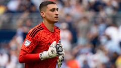 Leyenda del USMNT propone al portero ideal para reemplazar a De Gea en el United