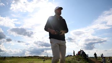 Scheffler holds commanding lead as McIlroy, Li and others chase Claret Jug at Portrush.