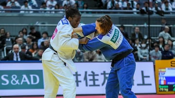 Mar¨ªa Bernab¨¦u roza la medalla de bronce en Osaka