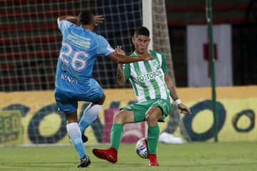 El volante de Nacional conoció este martes la muerte de su padre de crianza ; a pesar de eso decidió jugar el partido ante Bolivar por Copa.