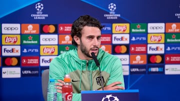 Hermoso, jugador del Atlético de Madrid, en la rueda de prensa previa al partido contra la Lazio, en Champions.