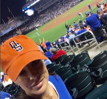 Lisa Ann y su relación con el deporte. Ama la NBA, el bésibol, la NFL...