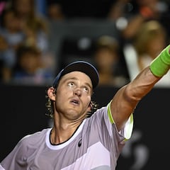 “Que levante la cabeza; él puede pelear con los mejores”: Jarry recibe un espaldarazo de Tabilo