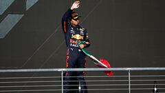 Checo Pérez presentó su casco para el Gran Premio de México