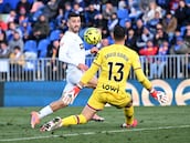 Aprobados y suspensos del Valencia: Tenía que ser Gayà