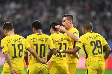 Marseille 2 - 2 PSG: last gasp Cavani as Neymar sent off