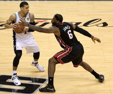 Las zapatillas de LeBron en las otras NBA Finals