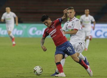 Medellín no pudo defender la ventaja y terminó empatando 1-1 frente a Once Caldas, que tenía 10 hombres tras la expulsión Edwin Velasco.