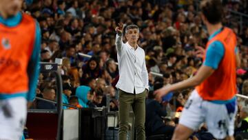 BARCELONA, 20/05/2023.- El entrenador de la Real Sociedad Imanol Alguacil durante el partido correspondiente a la jornada 35 de LaLiga Santander que enfrenta a FC Barcelona y Real Sociedad este sábado en el Camp Nou. EFE/Marta Pérez
