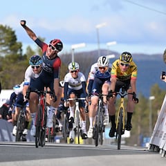 Hayter se lleva la segunda etapa; Johannessen, nuevo líder