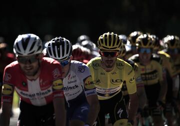 La etapa 4 del Tour de Francia terminó con un final emocionante en alta montaña. El corredor del Jumbo-Visma, Primoz Roglic, se impuso en los últimos metros. Nairo Quintana fue el mejor colombiano al terminar cuarto. Miguel Ángel López fue sexto y Egan Bernal séptimo 