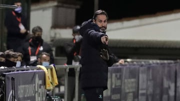 Vicente Moreno, durante el Llagostera-Espanyol.