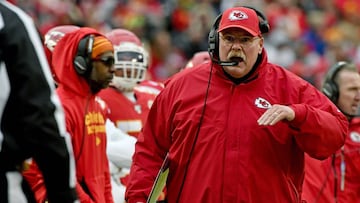 El entrenador en jefe y actual campeón del Super Bowl explicó cómo planean manejar en la organización las múltiples actividades de cara a la campaña 2020.
