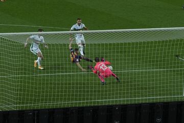 Jordi Alba marcó el definitivo 3-0.