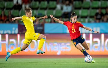 Athenea del Castillo.