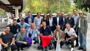 Los subcampeones sub-20 de  1985 se reunieron en torno a Unzue