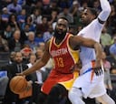 Un colosal Harden (41-6-6) puede con Westbrook (40-11-13)