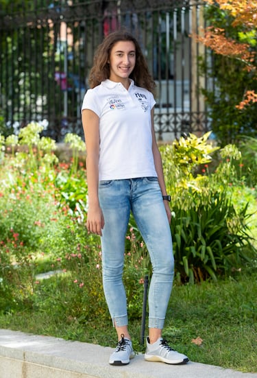 Gimnasta rítmica española, internacional con la selección nacional de España en modalidad individual. En 2019, fue campeona de España en la categoría de honor.